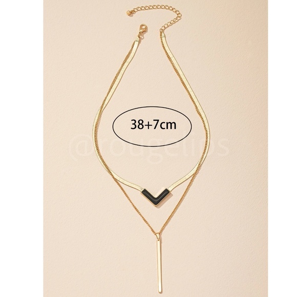 Layered Charm Gold Tone Chain Necklace Zinc Alloy Black V charm, Geometric - Picture 4 of 5